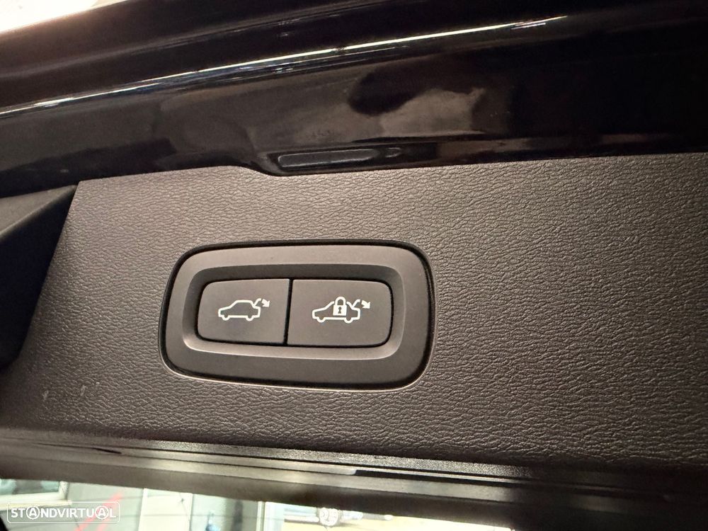 Volvo V60 2.0 T6 AWD TE Inscription - 40