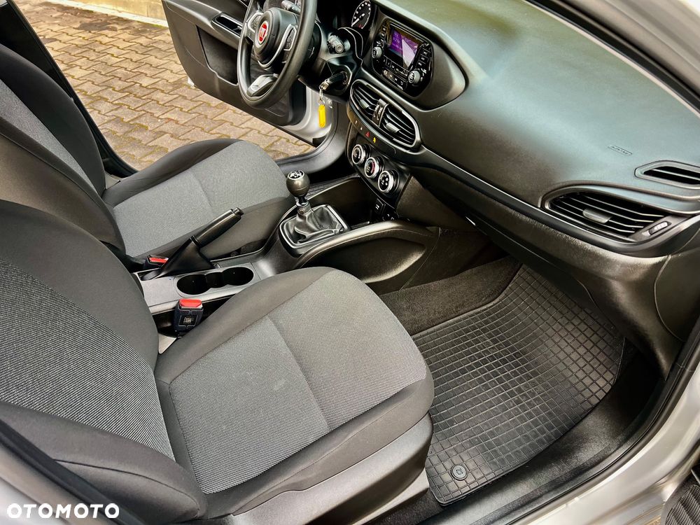 Fiat Tipo 1.4 Classic - 17