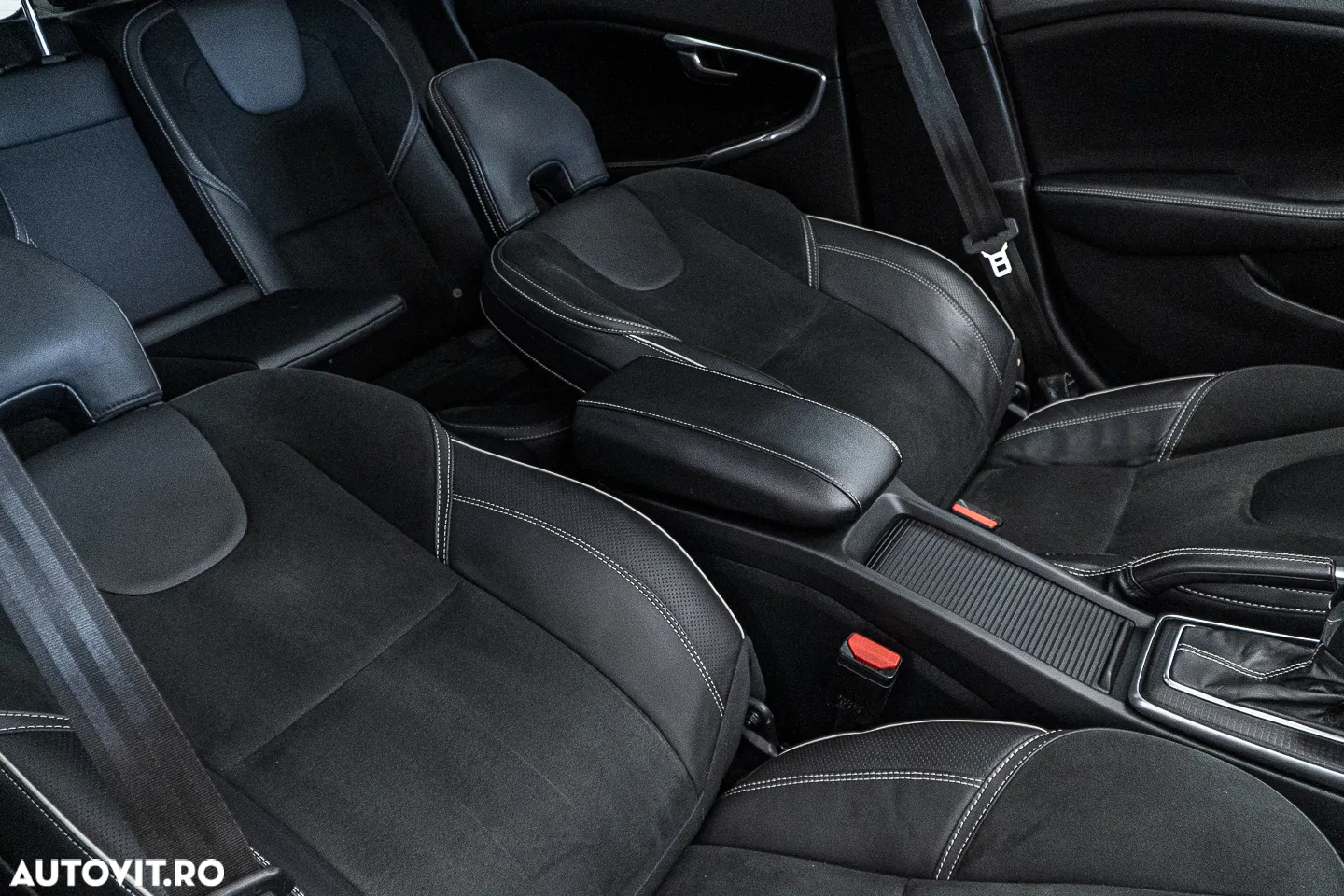 Volvo V40 T3 Geartronic RDesign - 30