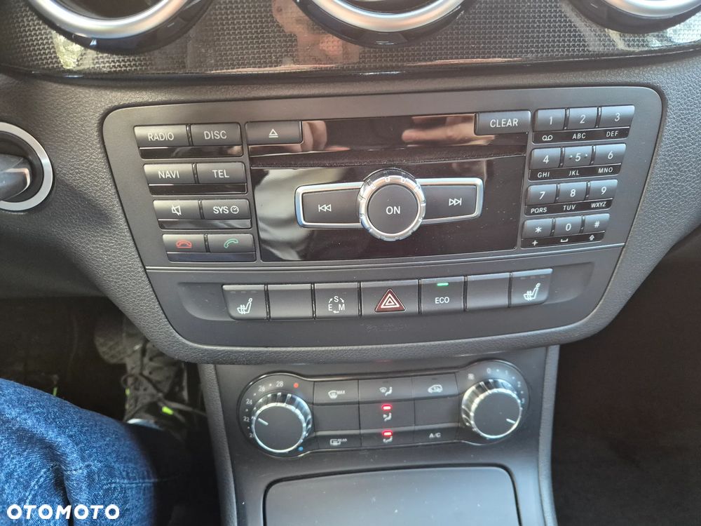 Mercedes-Benz Klasa B 180 7G-DCT Edition - 15