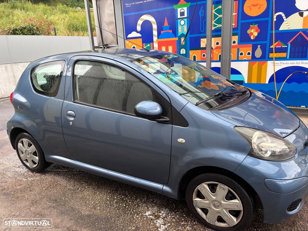 Toyota Aygo City - 3