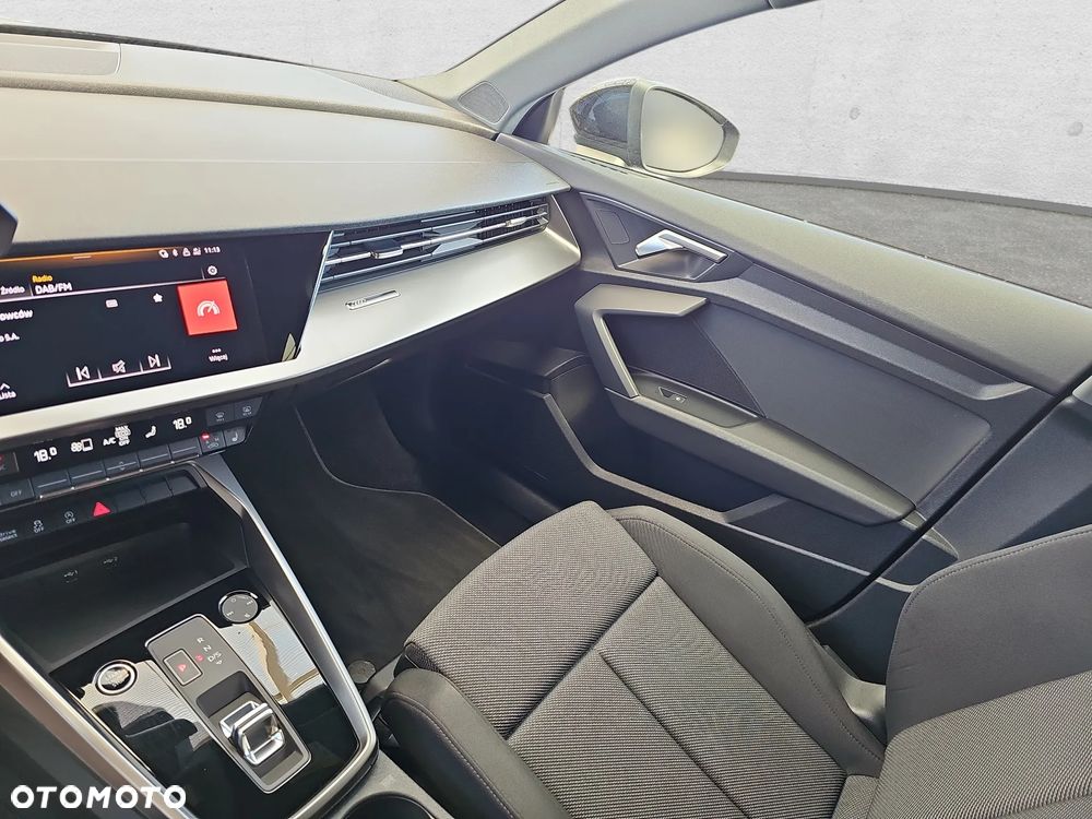 Audi A3 Sportback 35 TFSI mHEV S tronic - 16