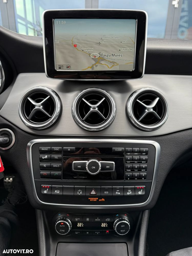 Mercedes-Benz GLA 220 CDI 4Matic 7G-DCT AMG Line - 32