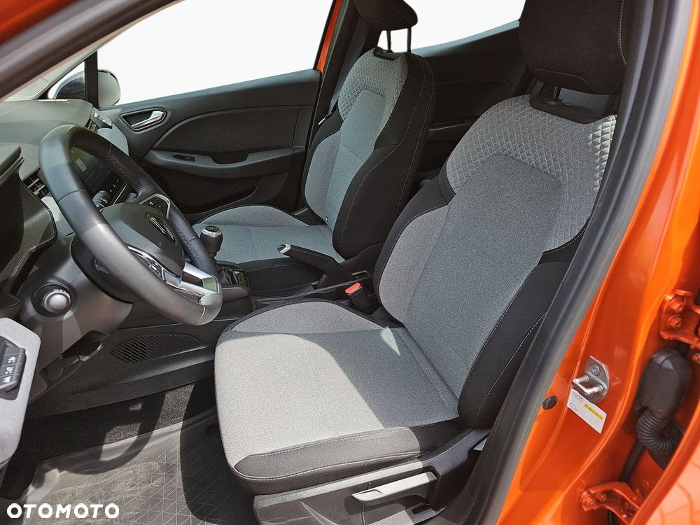 Renault Clio - 16
