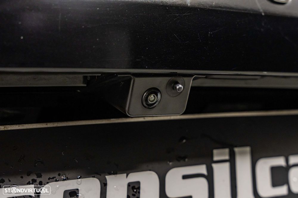 Citroën C5 X 1.6 Hybrid Plus e-EAT8 - 18