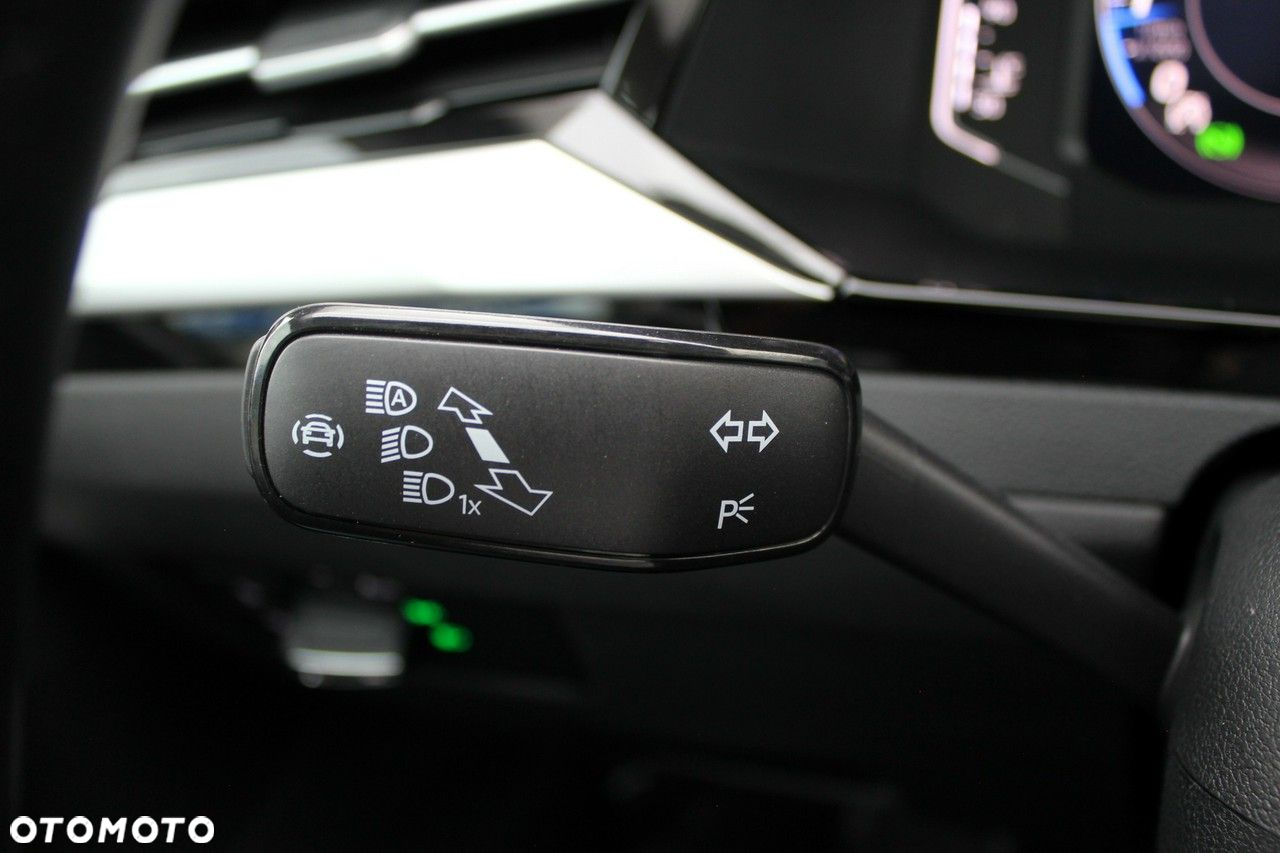 Volkswagen Arteon 2.0 TSI Elegance DSG - 28
