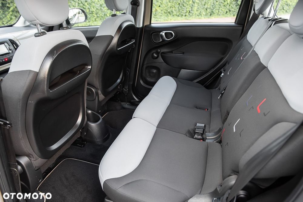 Fiat 500L 1.4 T-Jet 16V Lounge - 20