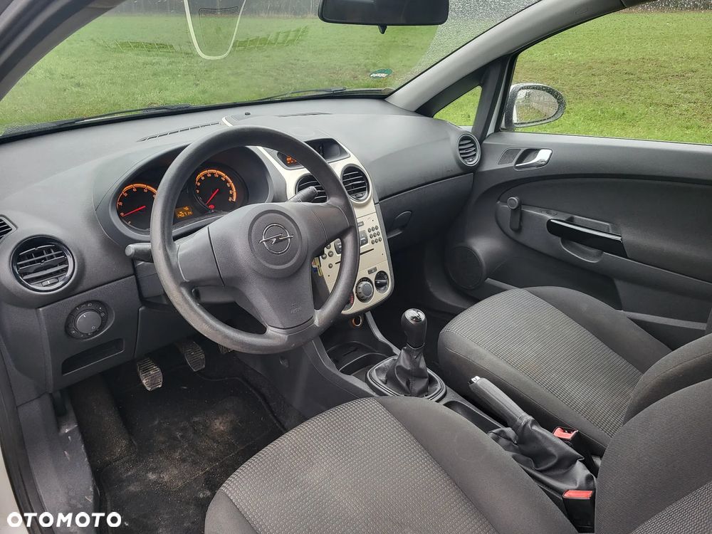 Opel Corsa - 5