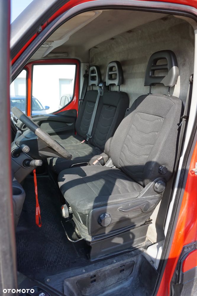 Iveco 350S15 - 10