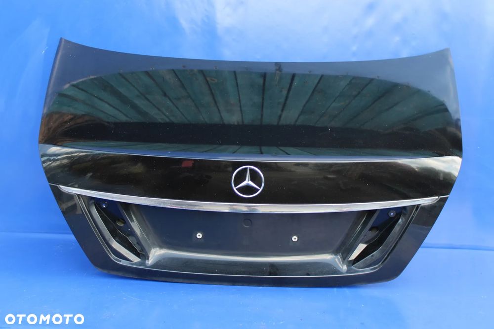 Klapa tył tylna bagażnika OE Mercedes CL W216 C216 Lift kolor C197