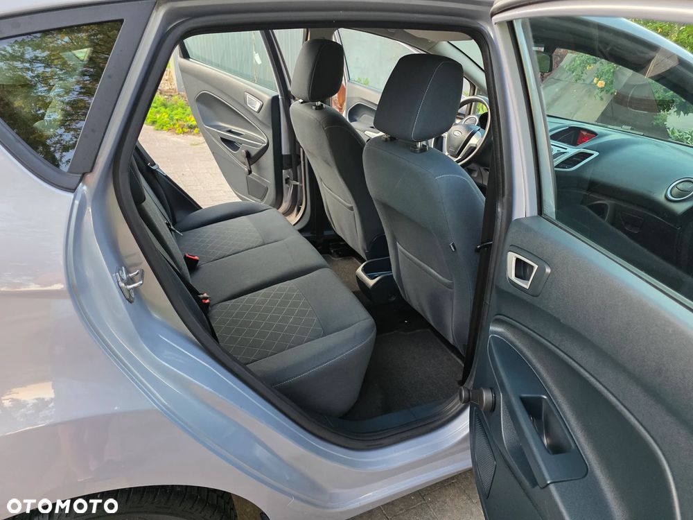 Ford Fiesta 1.4 Champions Edition - 26