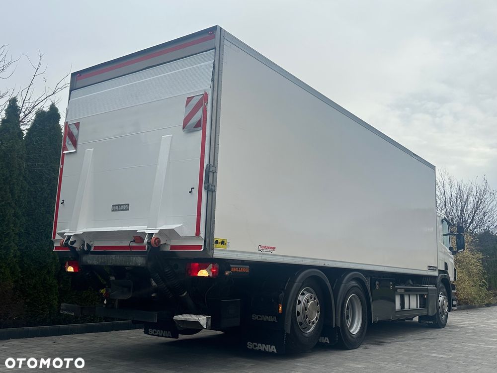 Scania / P360 / 6X2 / CHŁODNIA 7,7 m / Carrier / WINDA / - 24