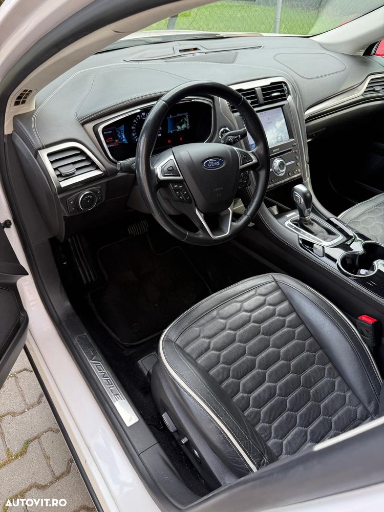 Ford Mondeo 2.0 HEV Vignale - 16