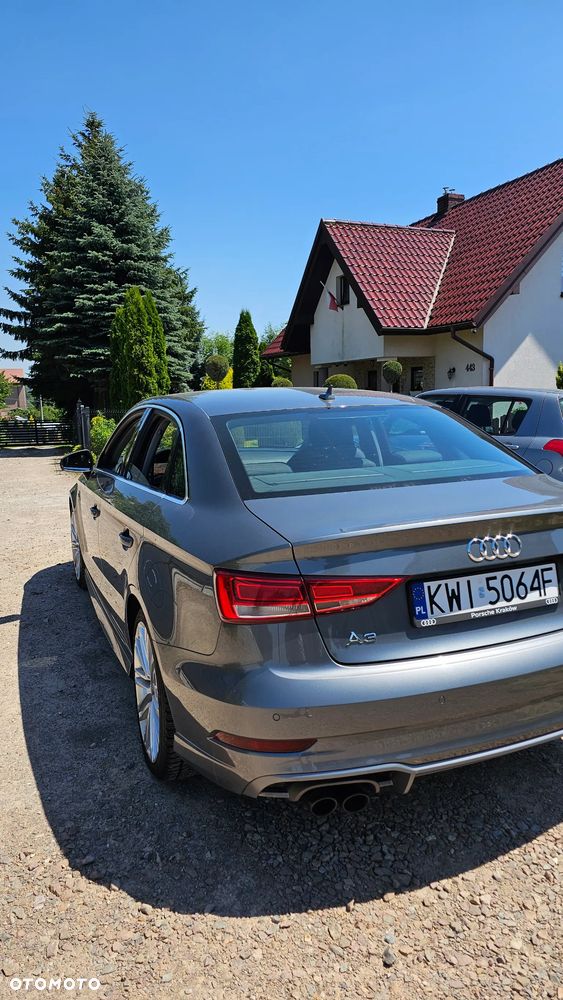 Audi A3 Limousine 1.4 TFSI CoD ultra Ambition S tronic - 4