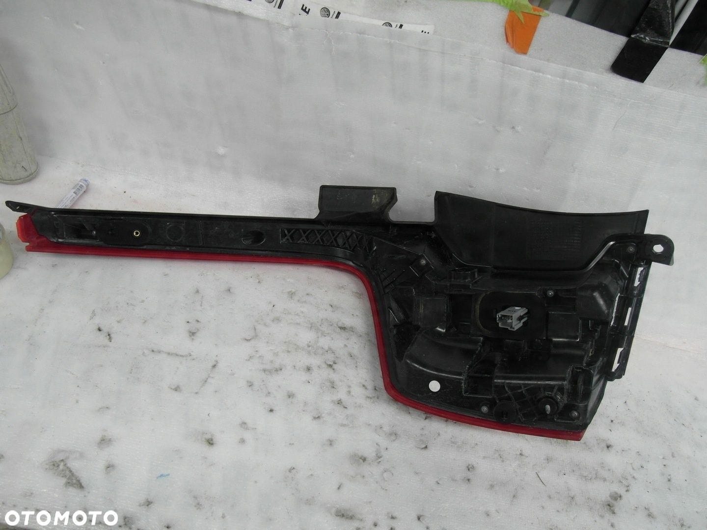 VOLVO XC90 II BDB EUROPA  WSZYSTKO ŚWIECI LAMPA TYLNA PRAWA - 11