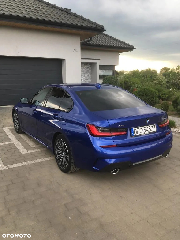 BMW Seria 3 320d xDrive - 14