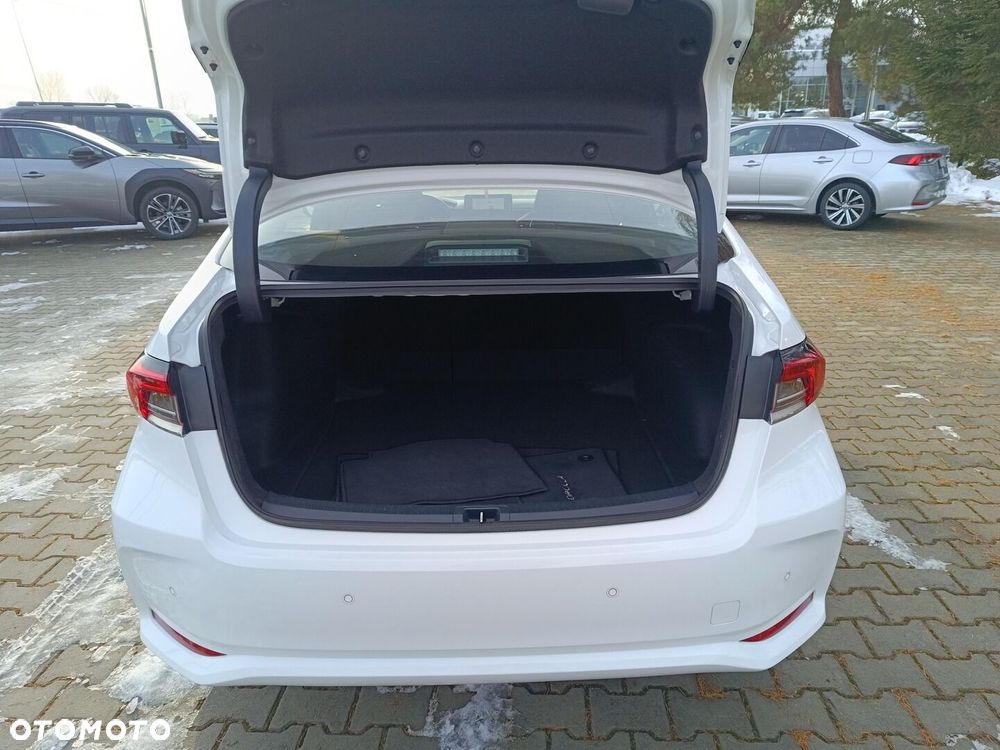 Toyota Corolla - 23