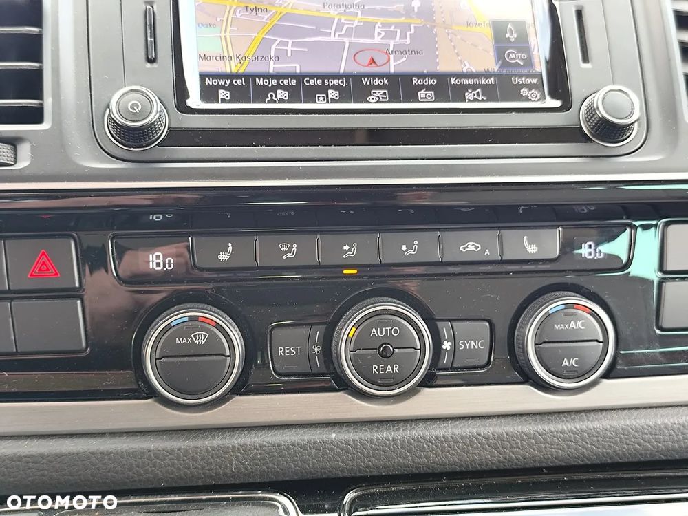Volkswagen California - 24