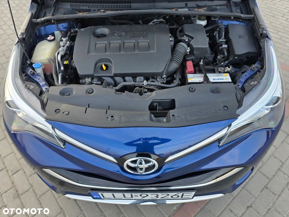 Toyota Avensis Touring Sports 1.8 Multidrive S Comfort - 27