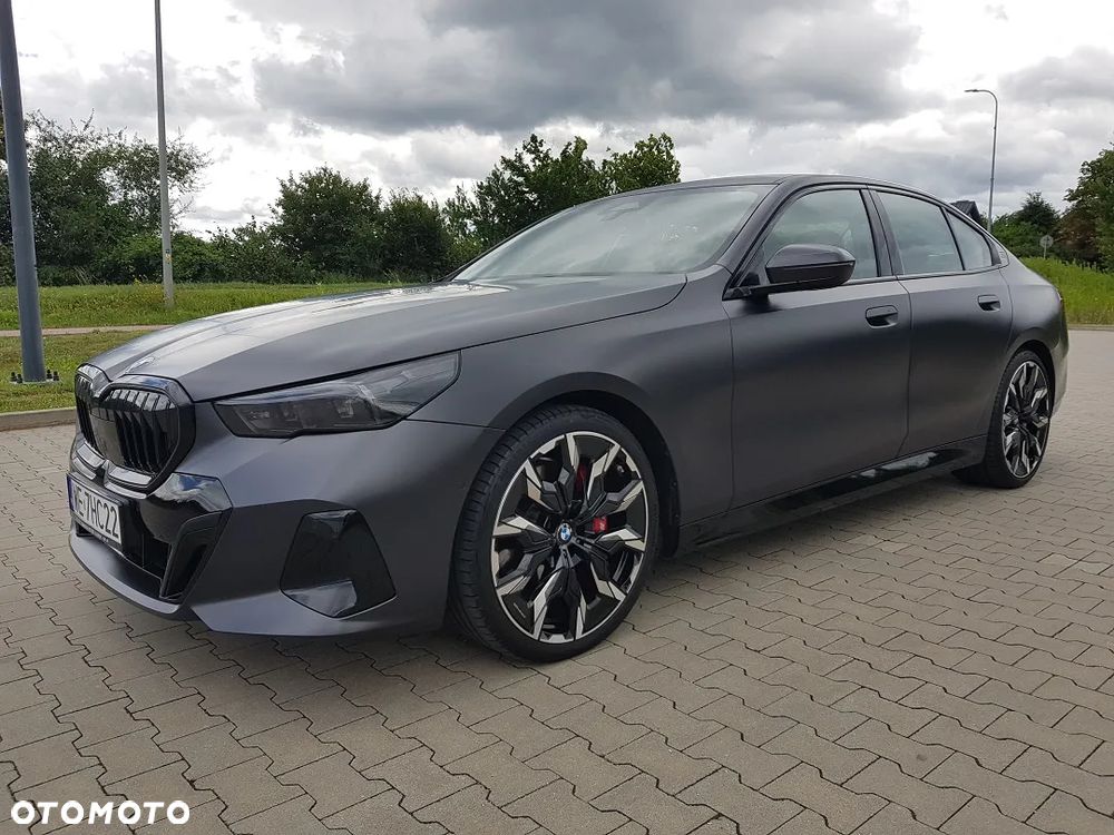 BMW Seria 5 540d xDrive mHEV M Sport - 2
