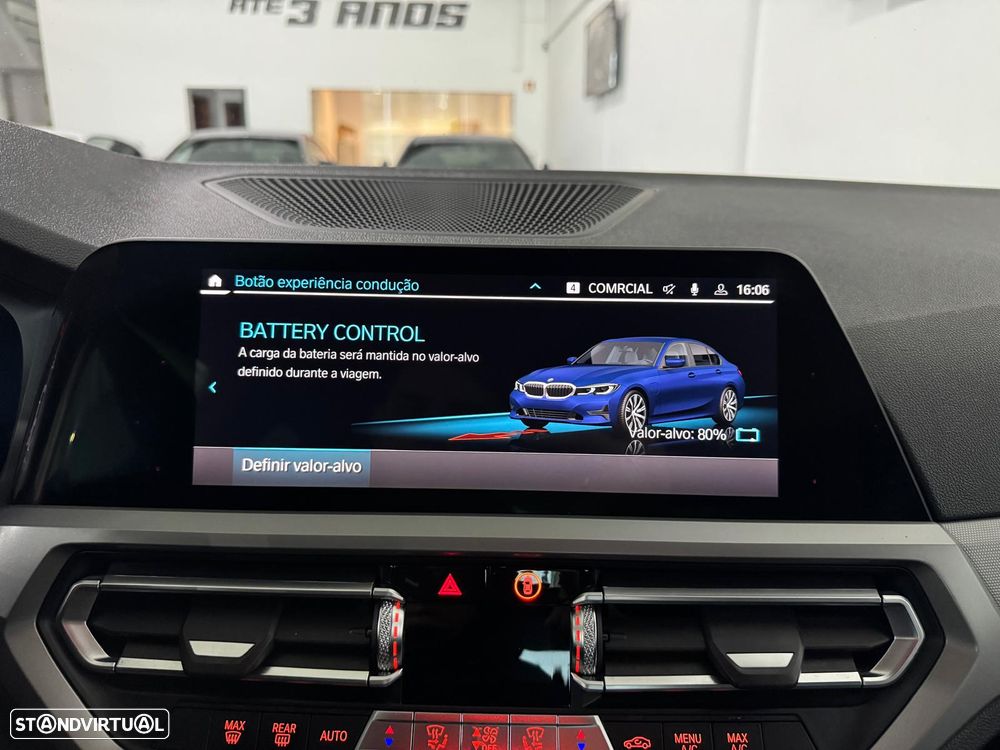 BMW 330 e Pack M Auto - 33