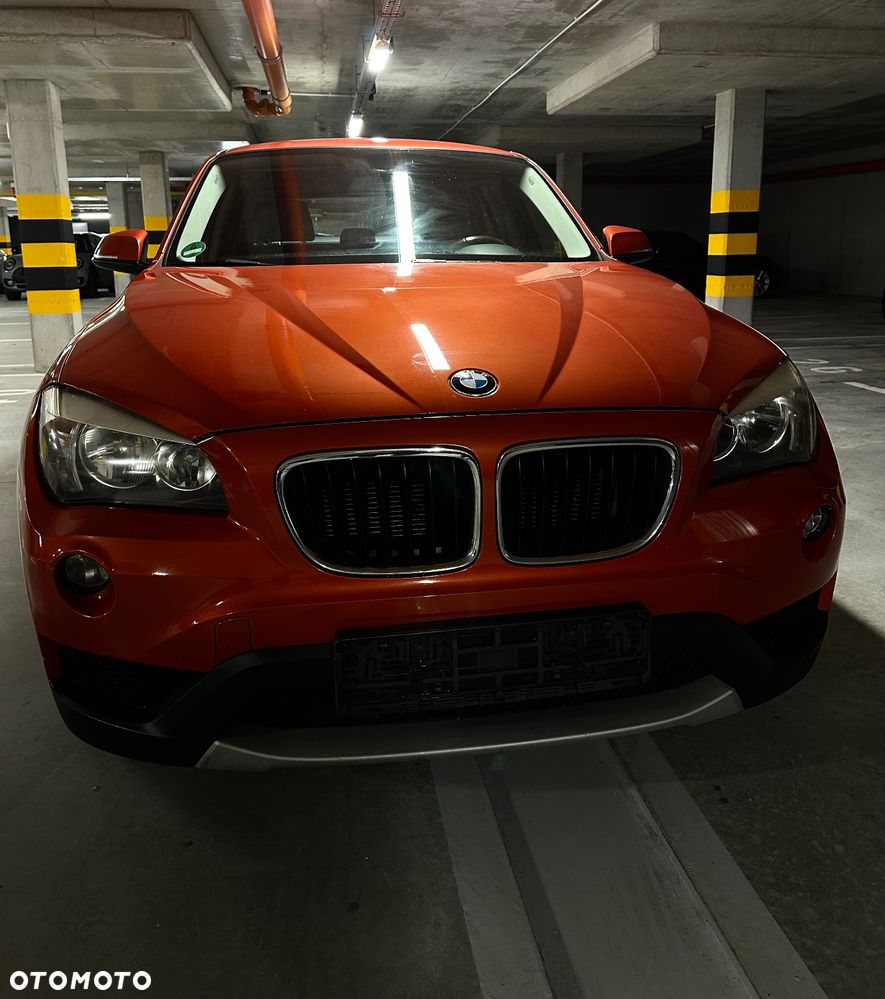 BMW X1 sDrive18i - 32