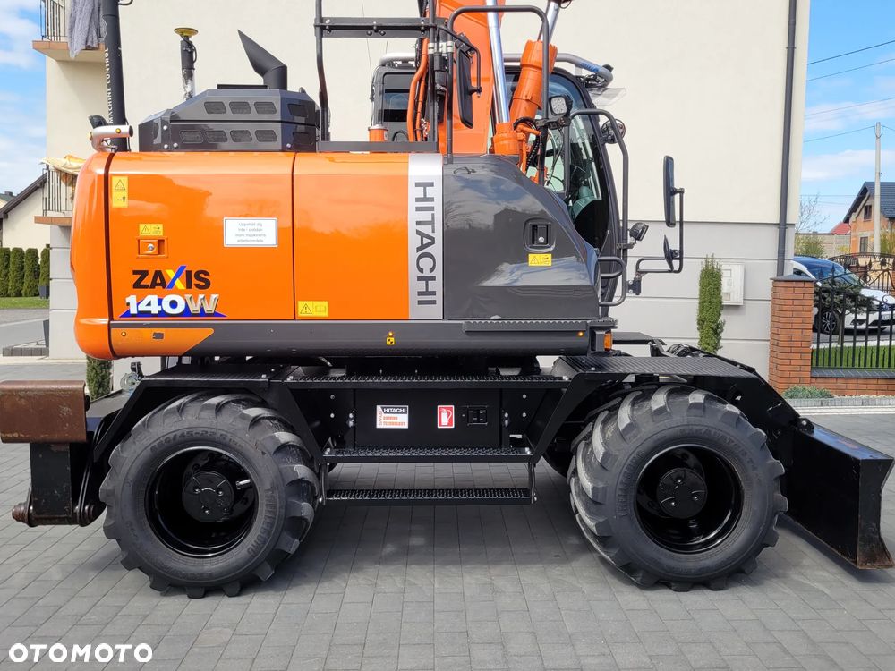 Hitachi ZX 140W / ROTOTILT ze szczypcami / system GPS 3D LEICA / - 10