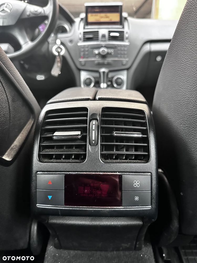 Mercedes-Benz Klasa C - 11