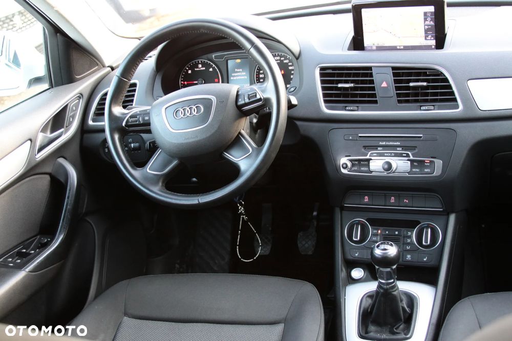 Audi Q3 2.0 TDI Design - 16