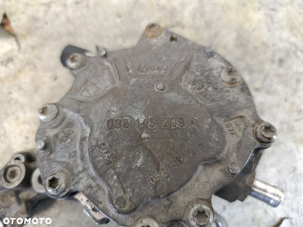 POMPA VACUM VW TOURAN I 038145209C BOSCH 1.9 TDI - 6