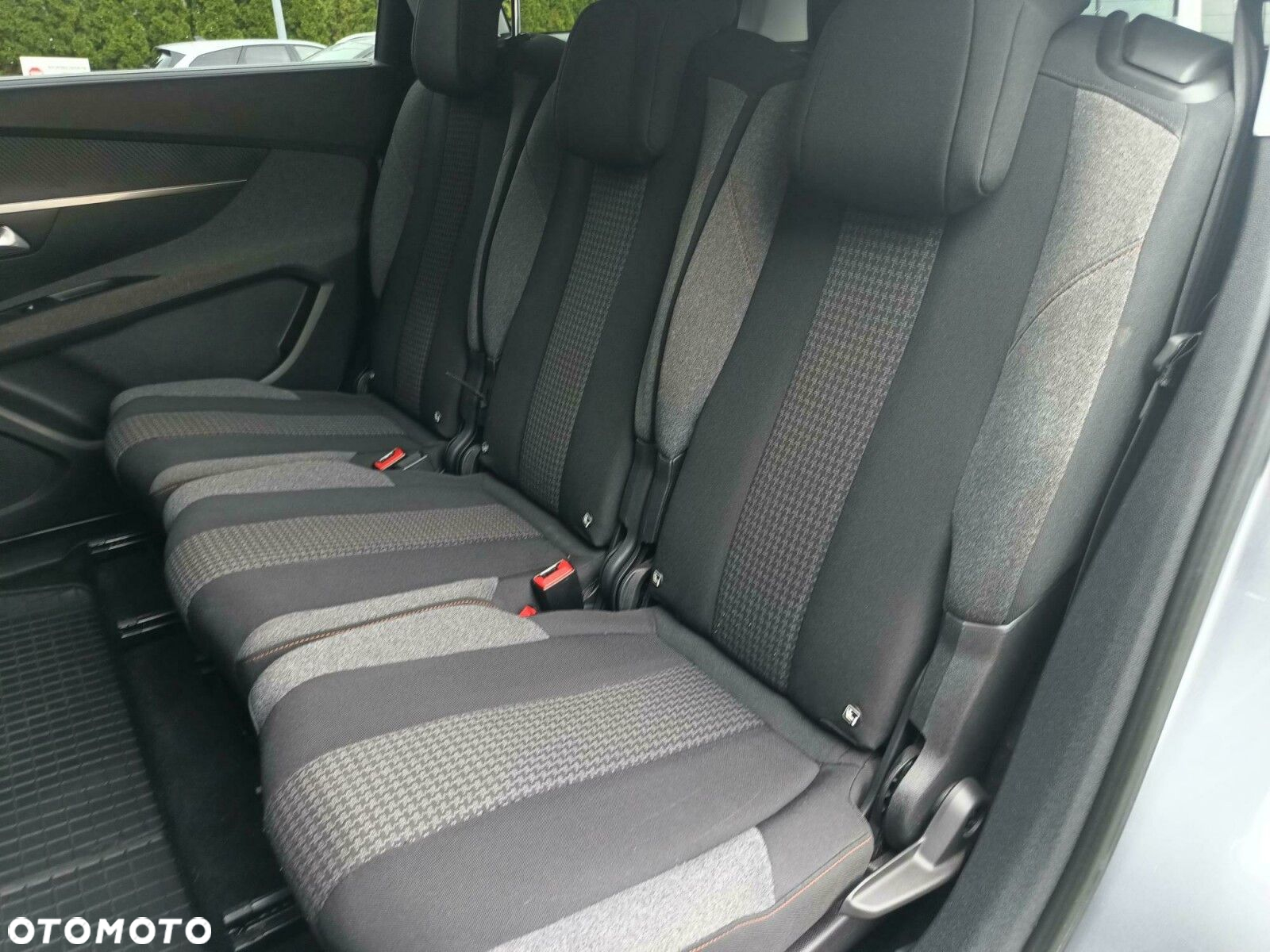 Peugeot 5008 - 17
