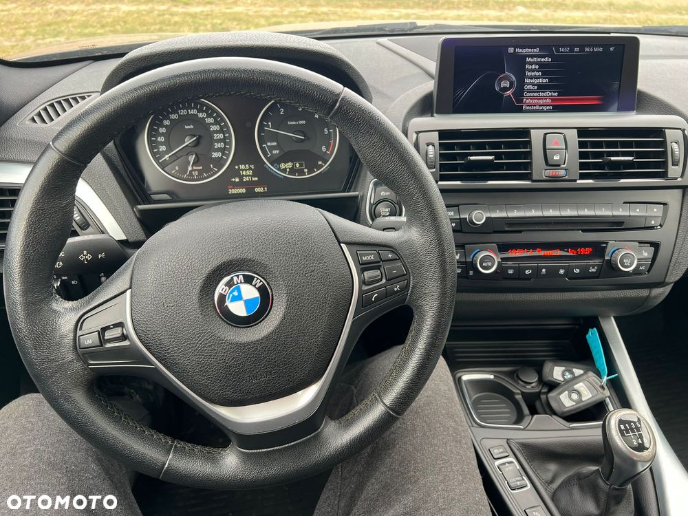 BMW Seria 1 120d BluePerformance Sport Line - 14