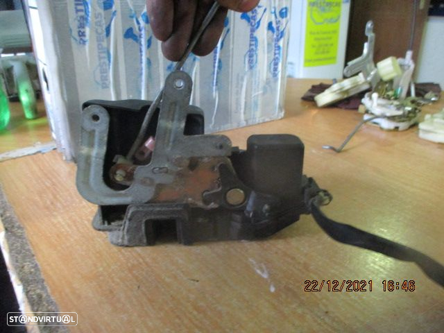 Fecho FEC4430 KIA CERATO 2005 TE 2 PINOS - 3