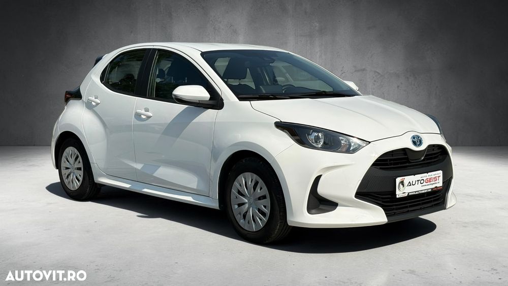 Toyota Yaris 1.5 VVT-i HSD Active - 4