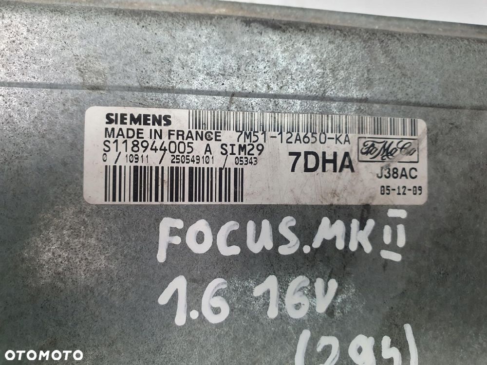 STEROWNIK SILNIKA Ford Focus II 1.6 16V Siemens 7M51-12A650-KA 7DHA J38AC - 14