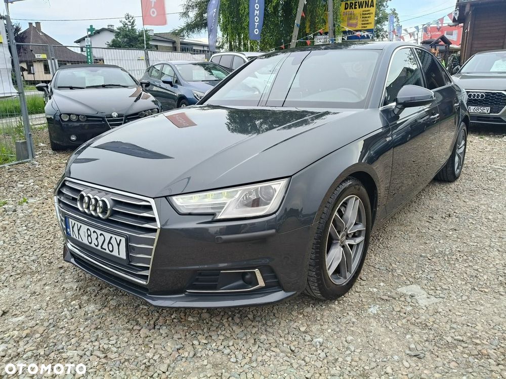 Audi A4 Limousine - 1