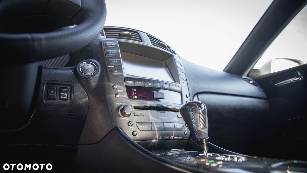 Lexus IS F Sport - 22