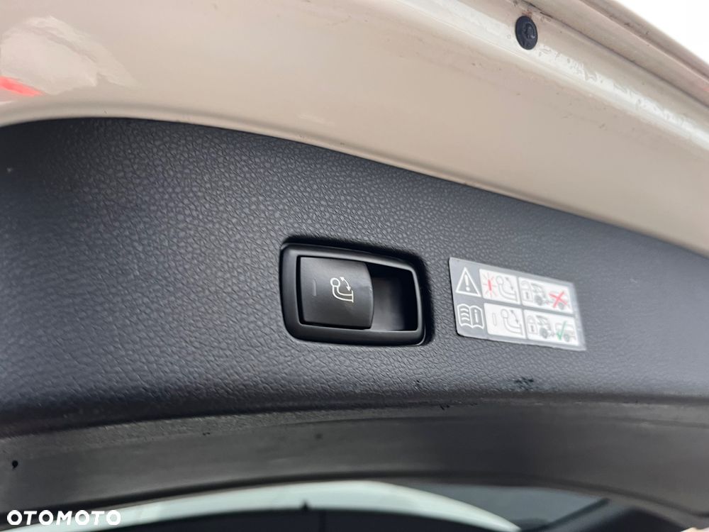 Mercedes-Benz GL - 21