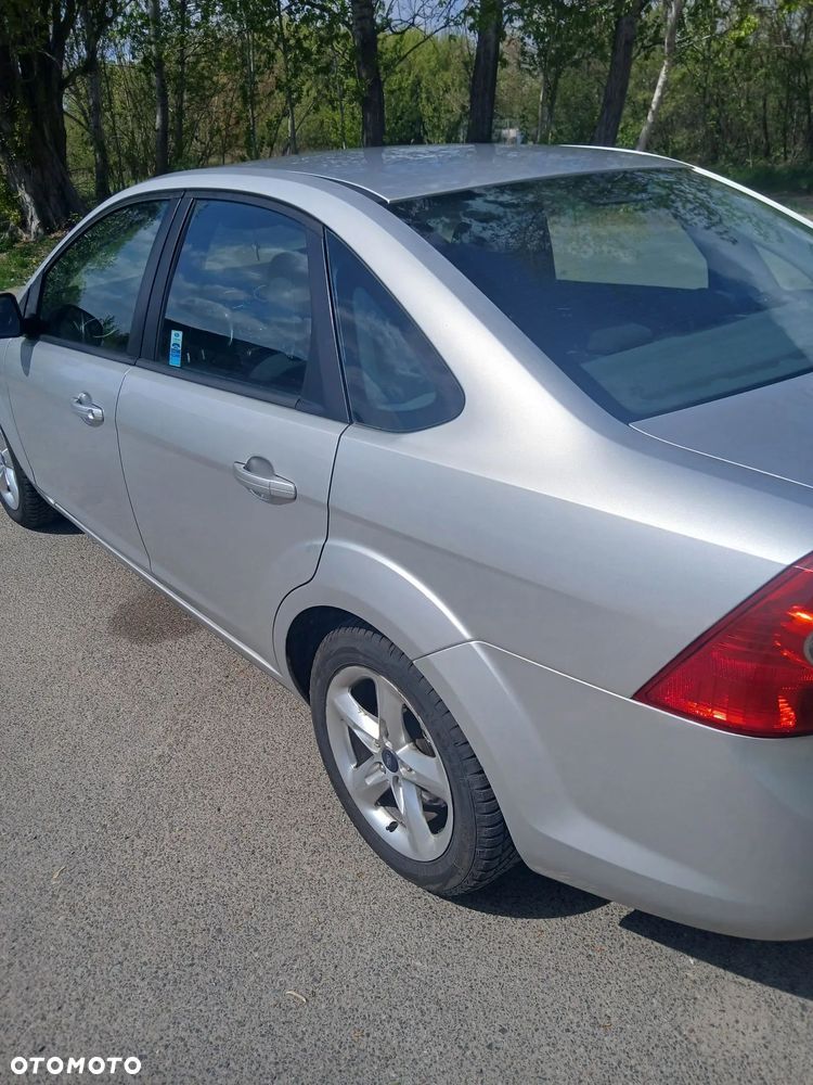 Ford Focus - 11