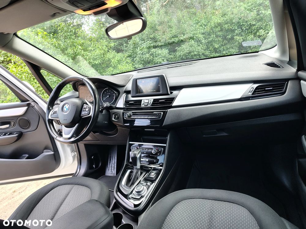 BMW Seria 2 218i - 17