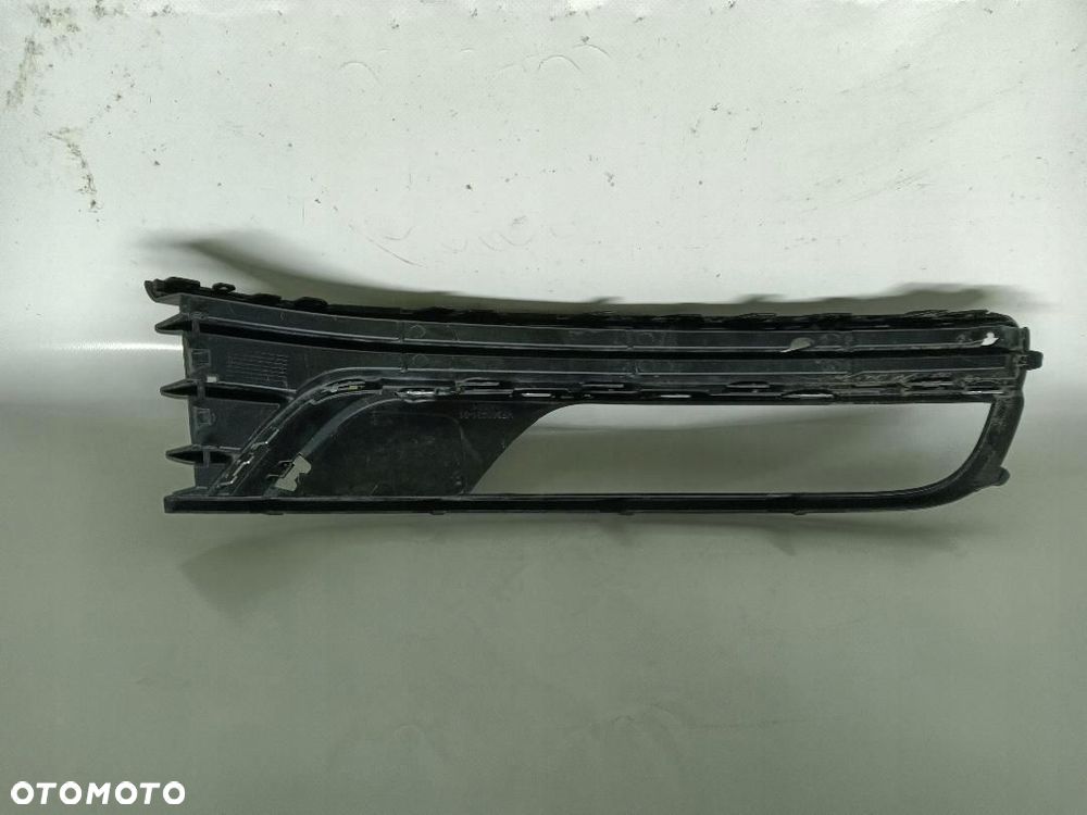 KRATKA ZDERZAKA LEWY PRZÓD VW PASSAT B7 3AA853665 - 2