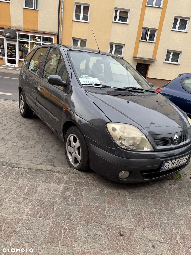 Renault Scenic 1.4 16V Family - 2