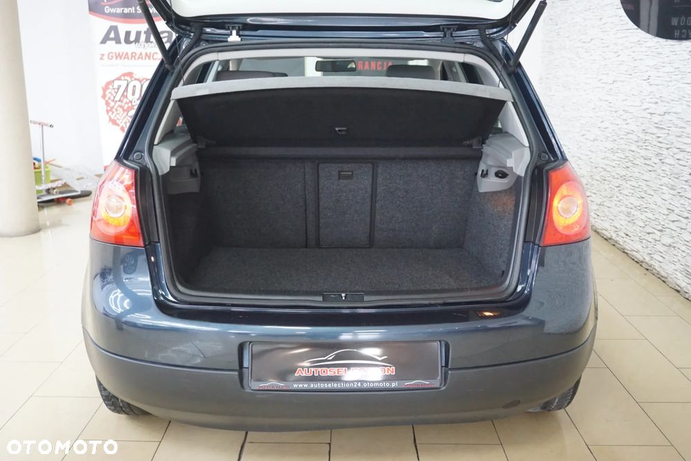 Volkswagen Golf 1.6 Comfortline - 17