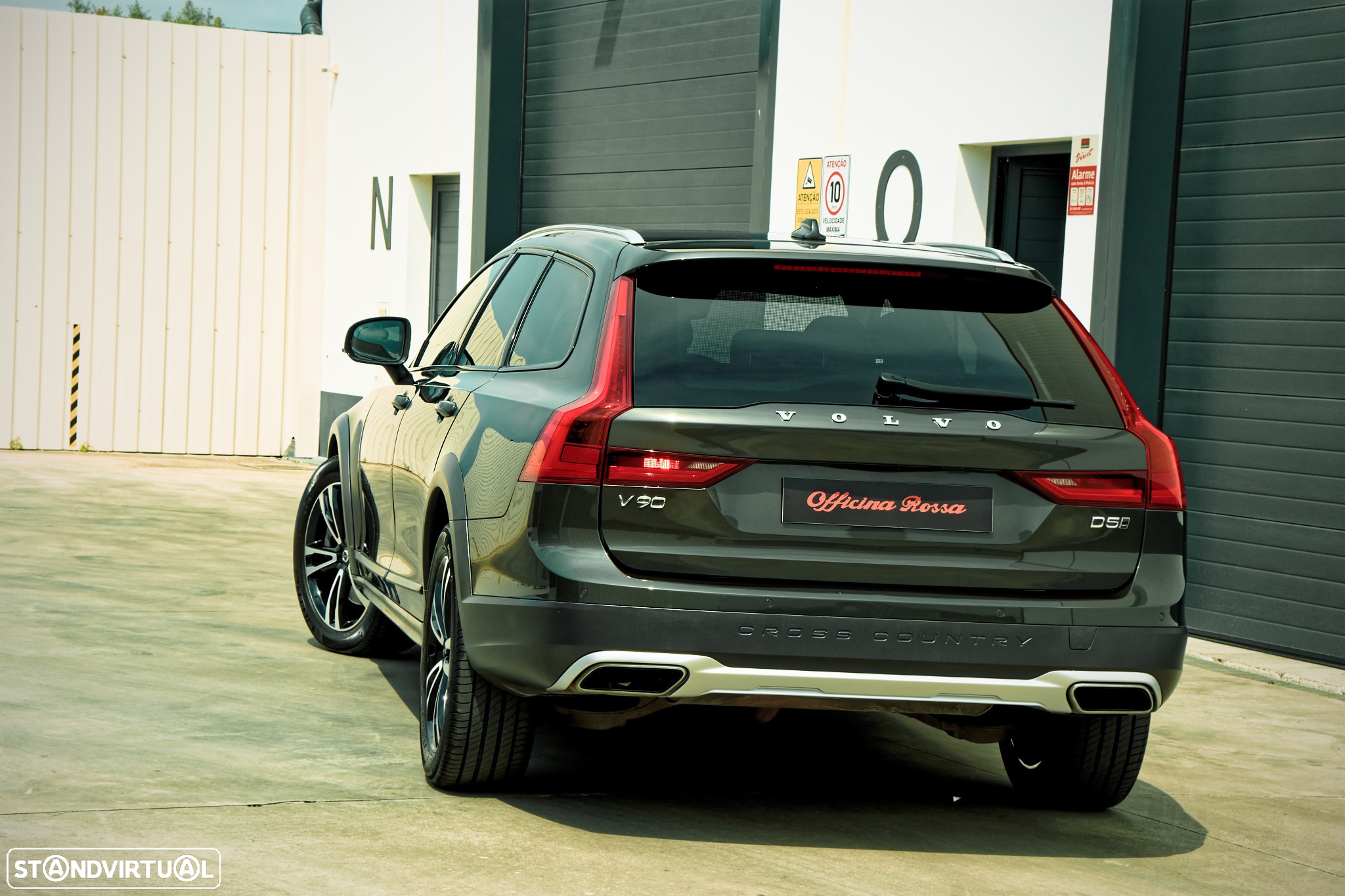 Volvo V90 Cross Country 2.0 D5 Pro AWD Geartronic - 7