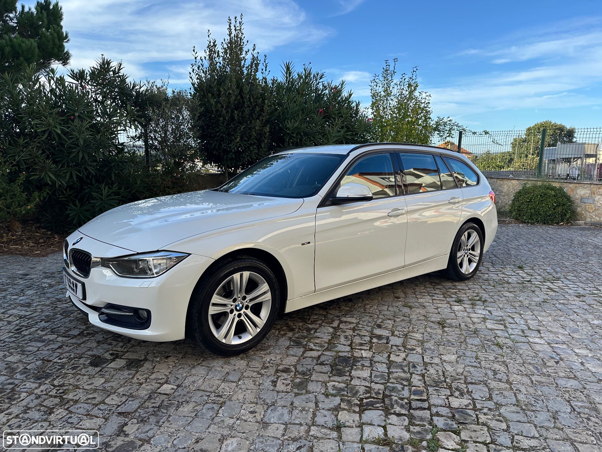 BMW 318 d Touring Auto Line Sport - 1