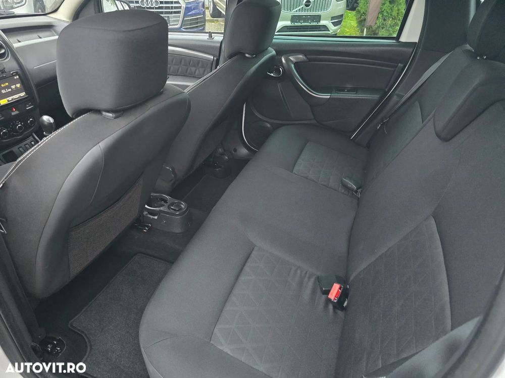 Dacia Duster 1.5 dCi 4x2 Prestige - 9