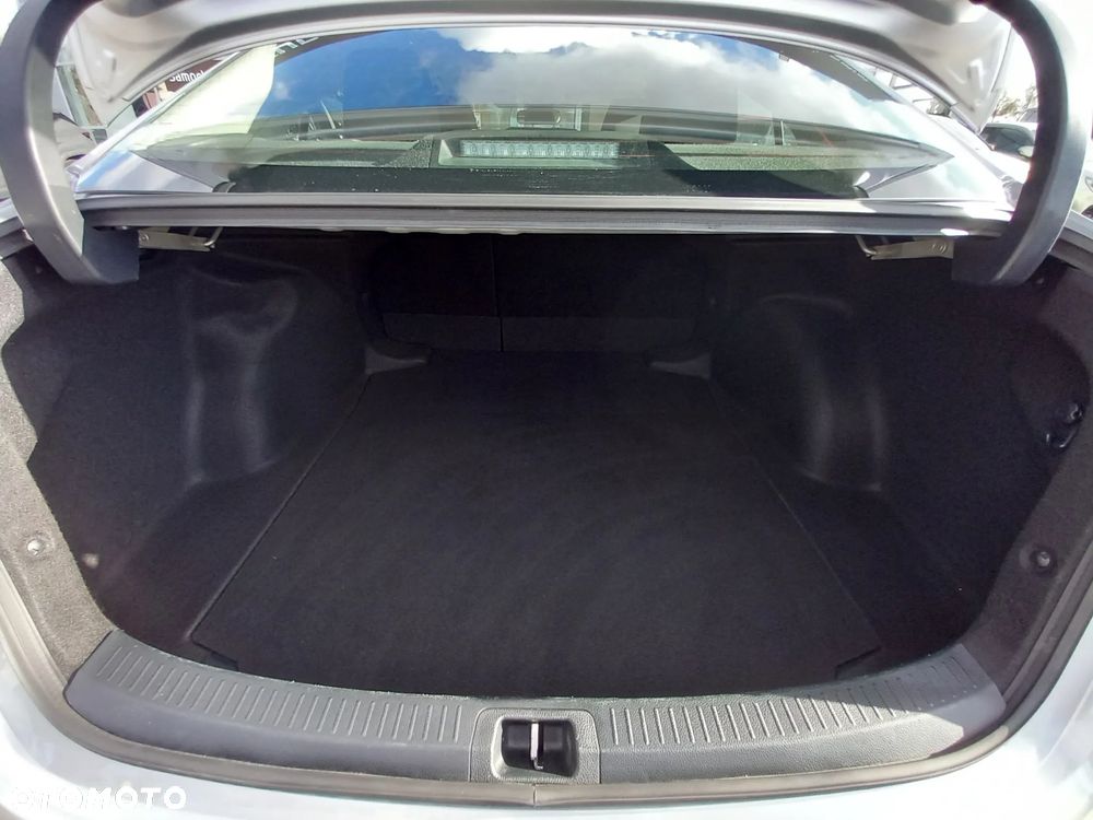 Toyota Corolla 1.5 Comfort MS - 29