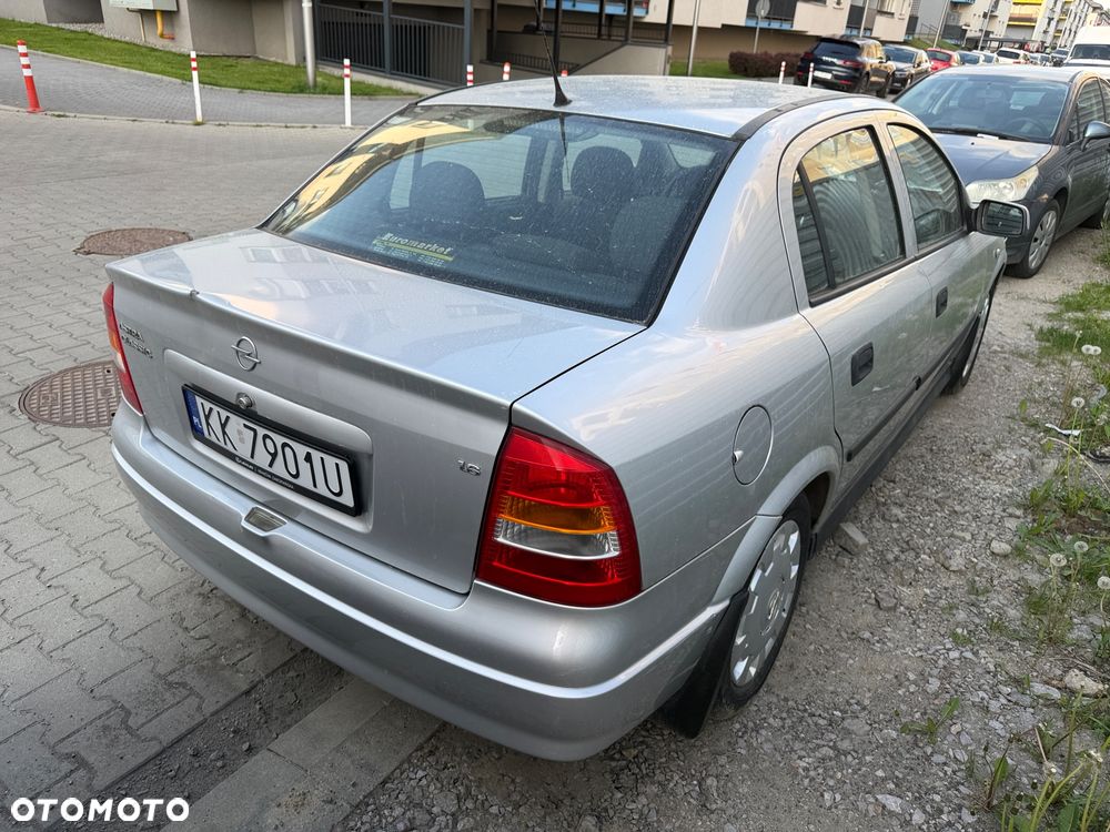 Opel Astra - 20
