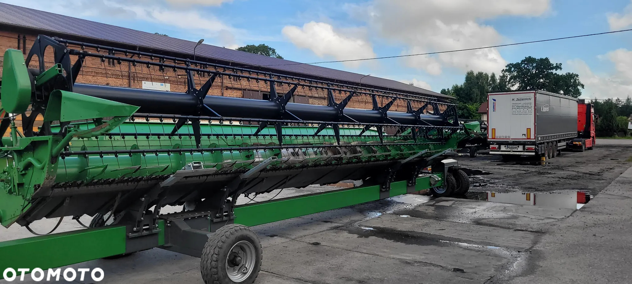 John Deere T670i - 11