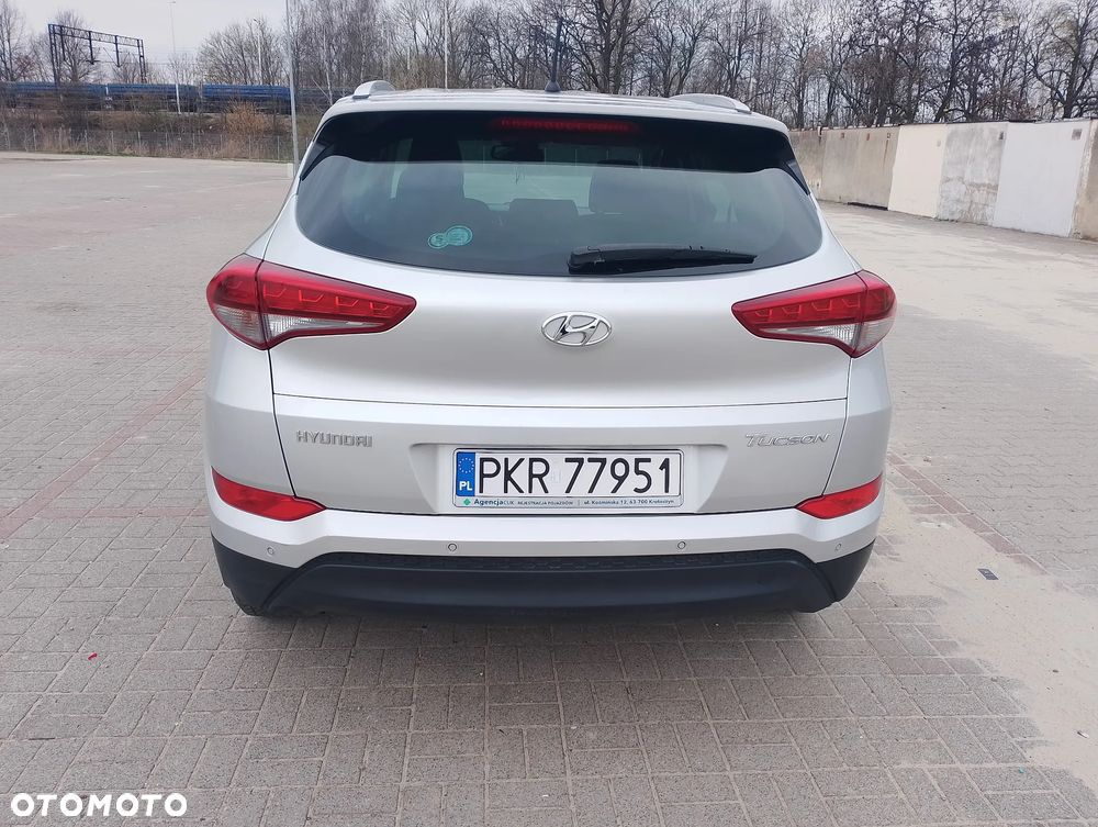 Hyundai Tucson 1.7 CRDI BlueDrive Classic 2WD - 6